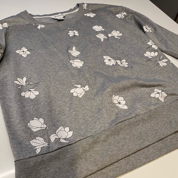 Women’s top - Picture 3 of 6